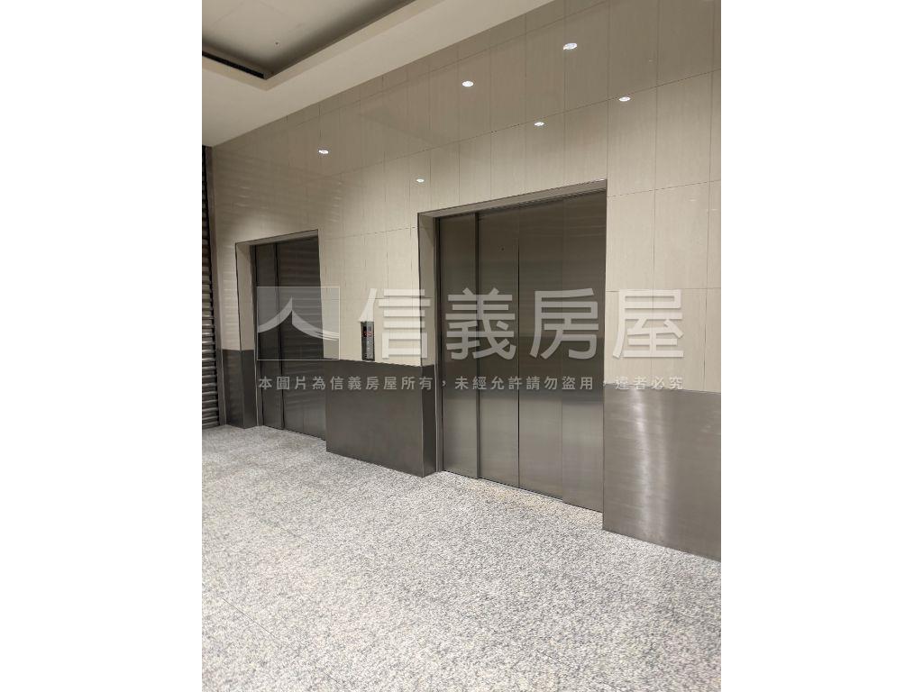 捷運頂埔民權資訊廠辦３房屋室內格局與周邊環境