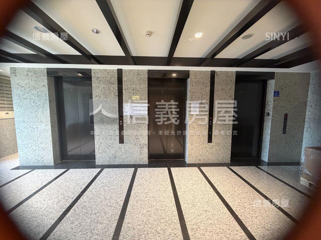 捷運頂埔民權資訊廠辦３房屋室內格局與周邊環境
