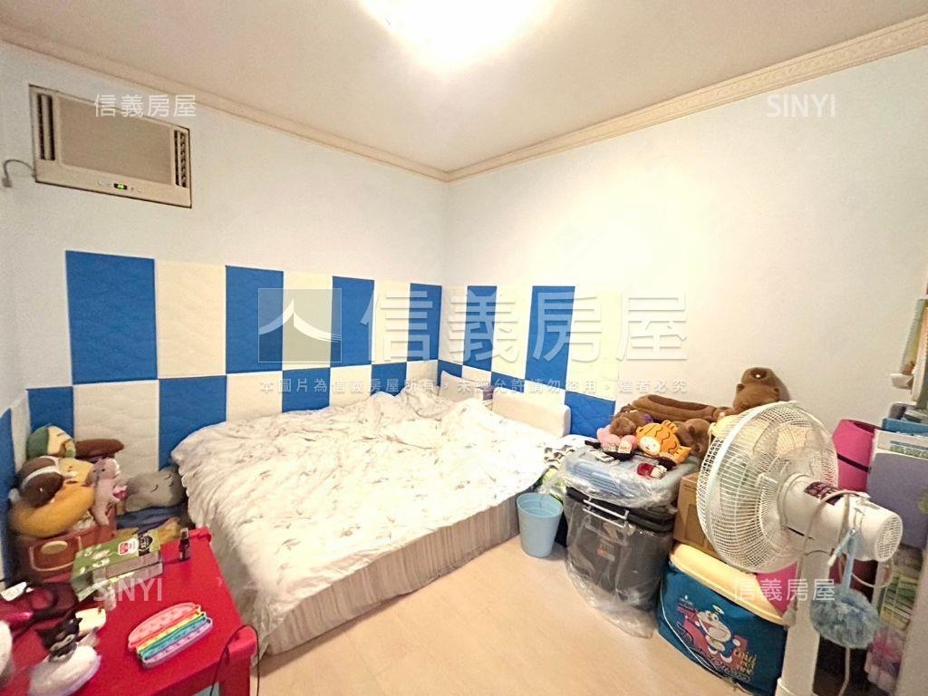 稀有海華高樓大兩房雙衛浴房屋室內格局與周邊環境