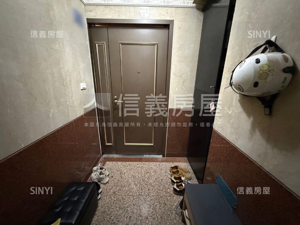 稀有海華高樓大兩房雙衛浴房屋室內格局與周邊環境