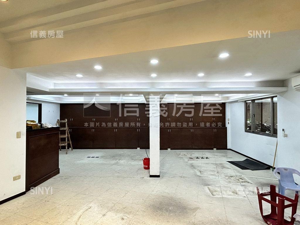 景安雙捷運稀有角間店辦房屋室內格局與周邊環境