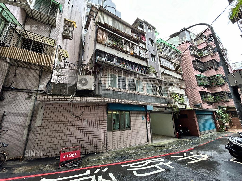 景安雙捷運稀有角間店辦房屋室內格局與周邊環境