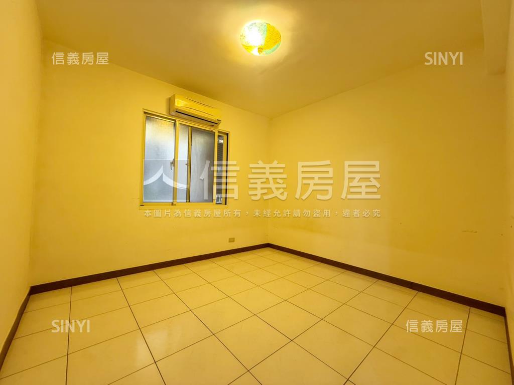 芝山捷運站旁公寓３樓房屋室內格局與周邊環境