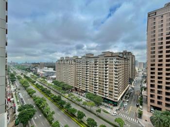 達文西面光明六路雲景大宅