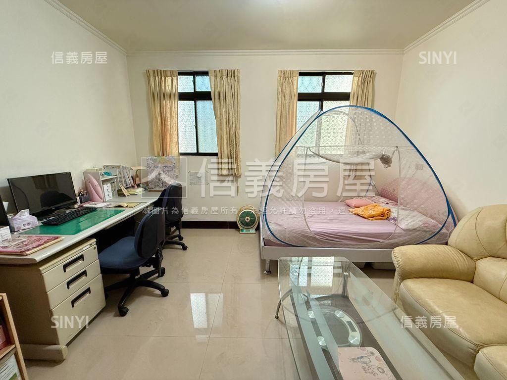 北屯稀有朝南臨路透天房屋室內格局與周邊環境