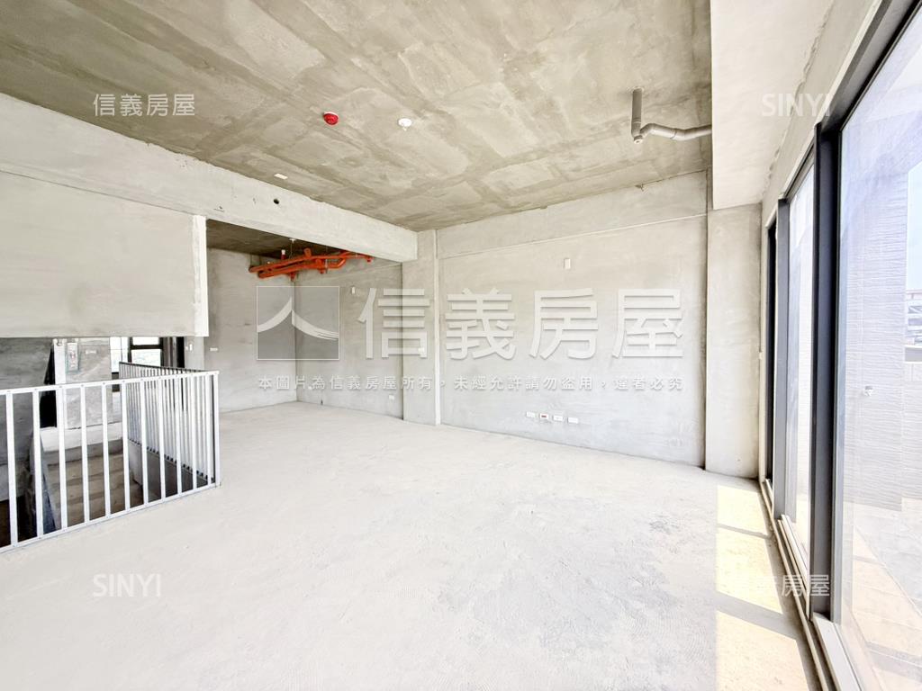 皇辰揚品天下極品電梯透店房屋室內格局與周邊環境