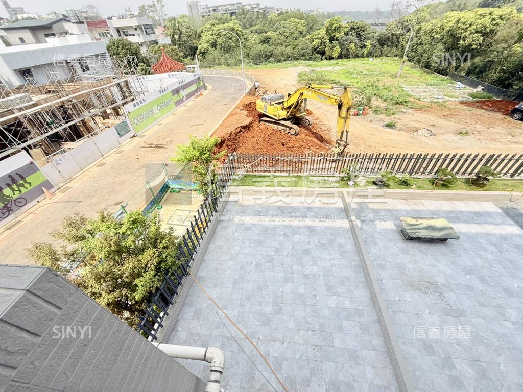 皇辰揚品天下極品電梯透店房屋室內格局與周邊環境