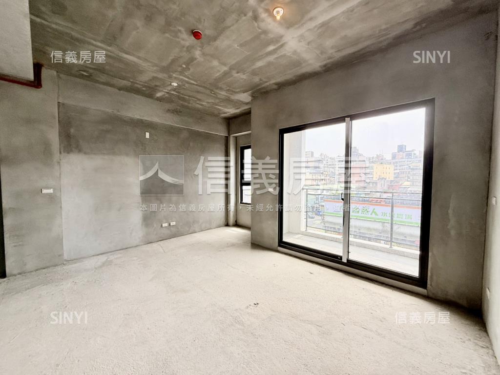 皇辰揚品天下極品電梯透店房屋室內格局與周邊環境