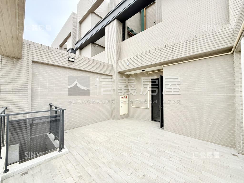 皇辰揚品天下極品電梯透店房屋室內格局與周邊環境