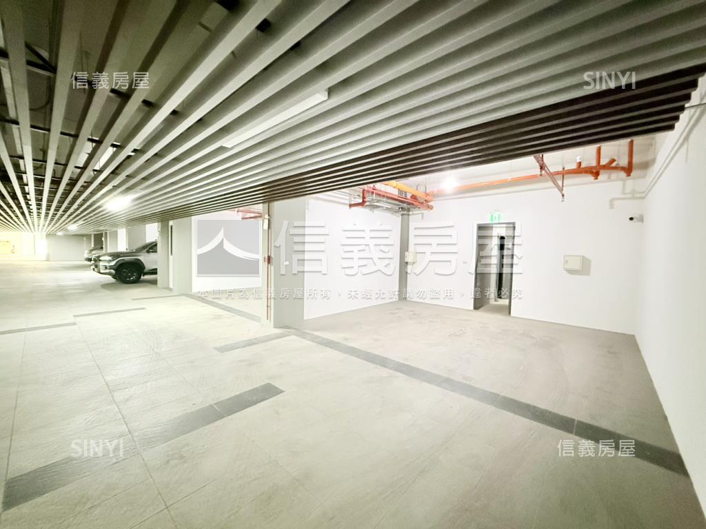 皇辰揚品天下極品電梯透店房屋室內格局與周邊環境