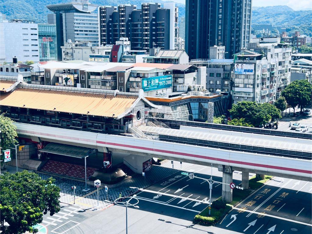 捷運旁鑽石大樓房屋室內格局與周邊環境