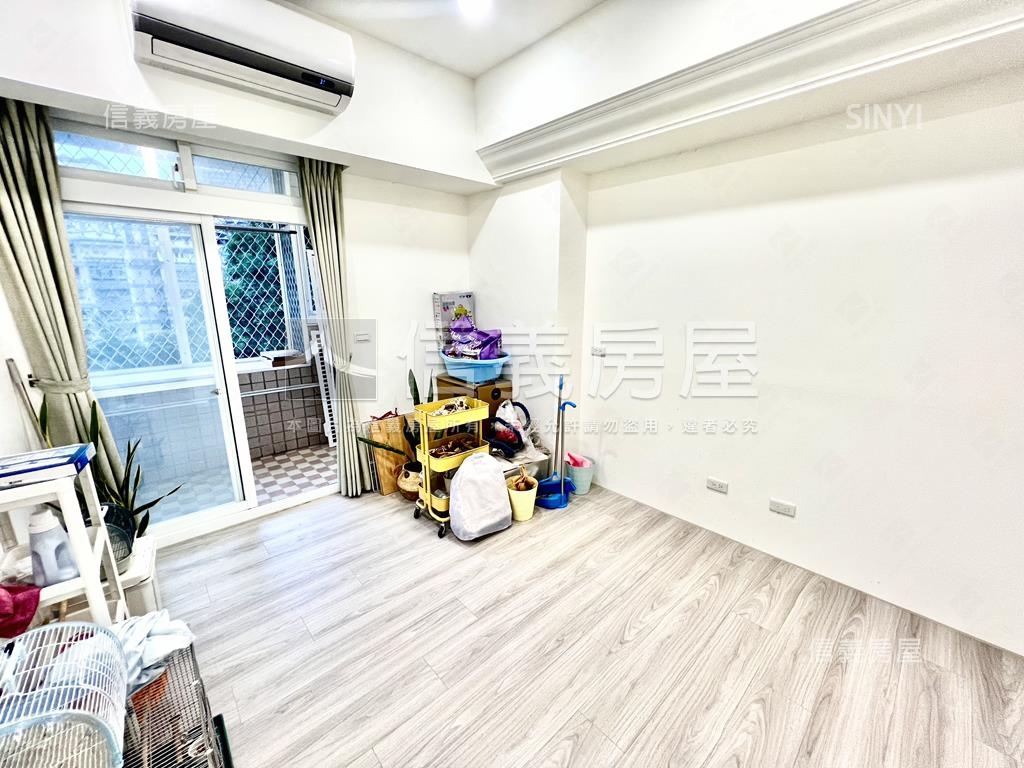 浪漫貴族闊景現代美妝２房房屋室內格局與周邊環境