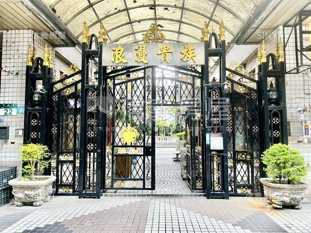 浪漫貴族闊景現代美妝２房房屋室內格局與周邊環境