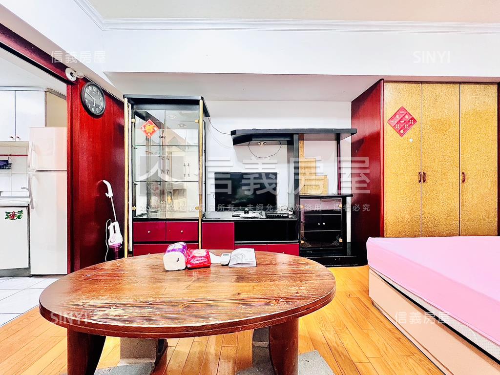 專任富貴採光套房房屋室內格局與周邊環境