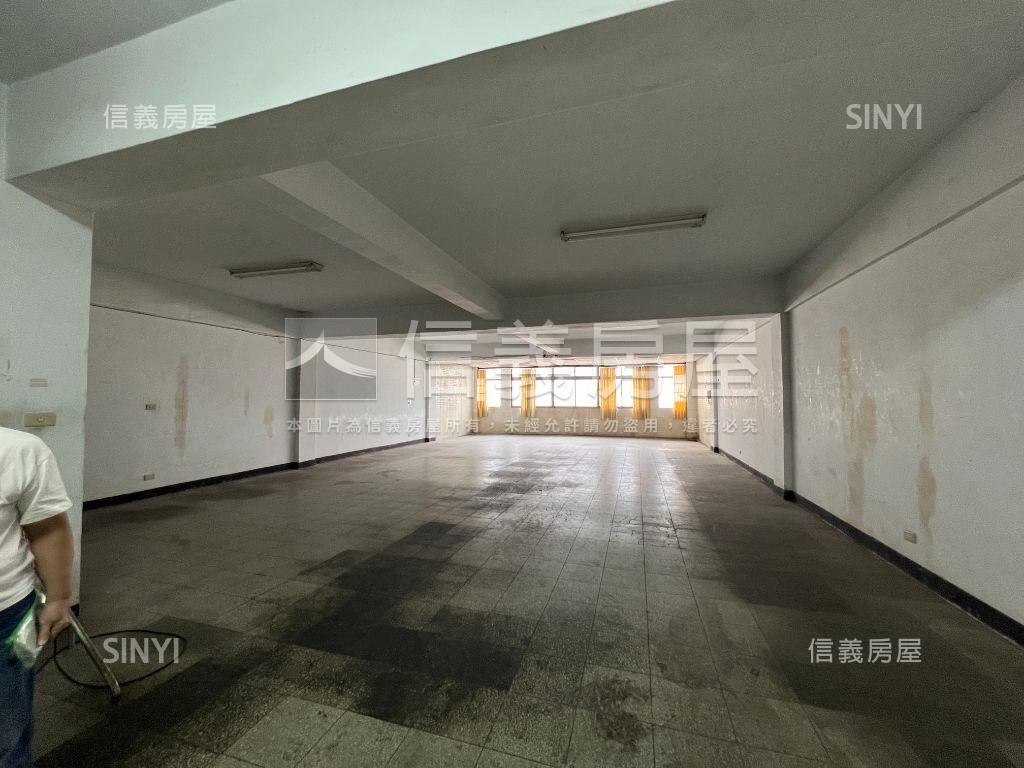 汐止好用大面寬透天廠房房屋室內格局與周邊環境