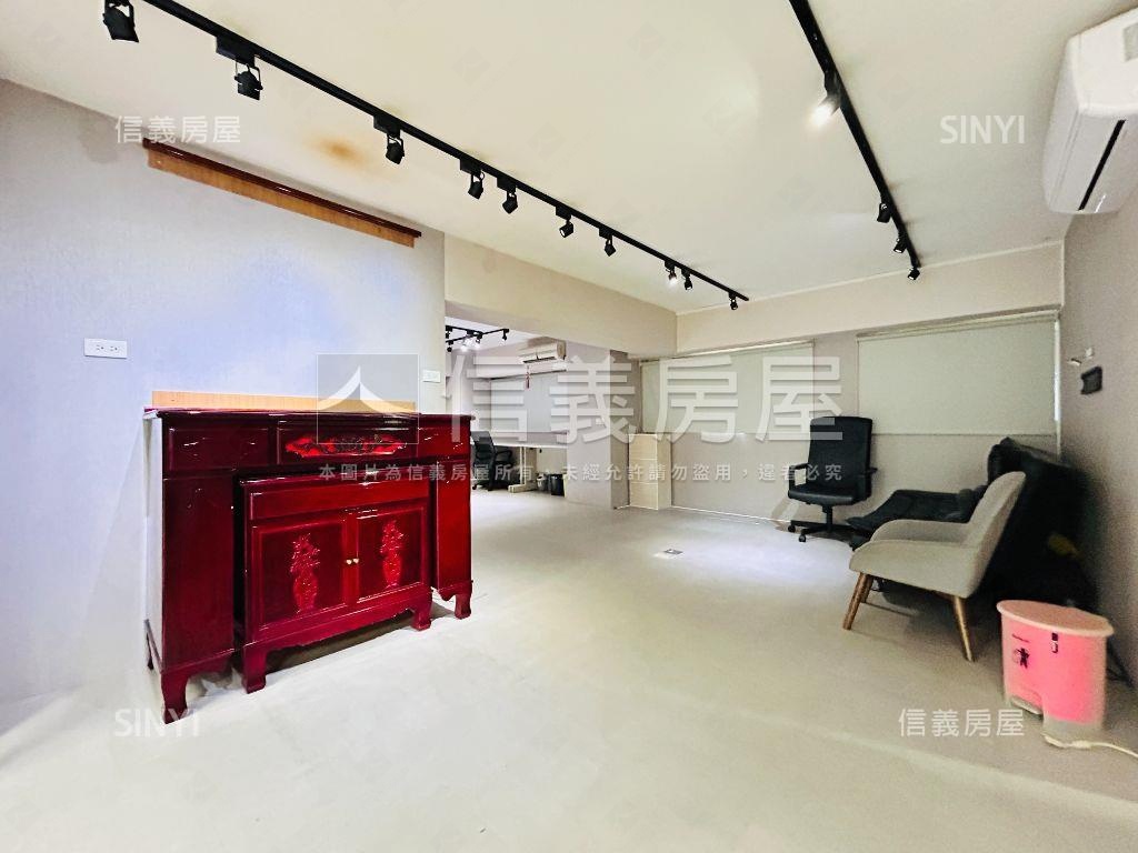 稀有釋出福隆路黃金店面房屋室內格局與周邊環境