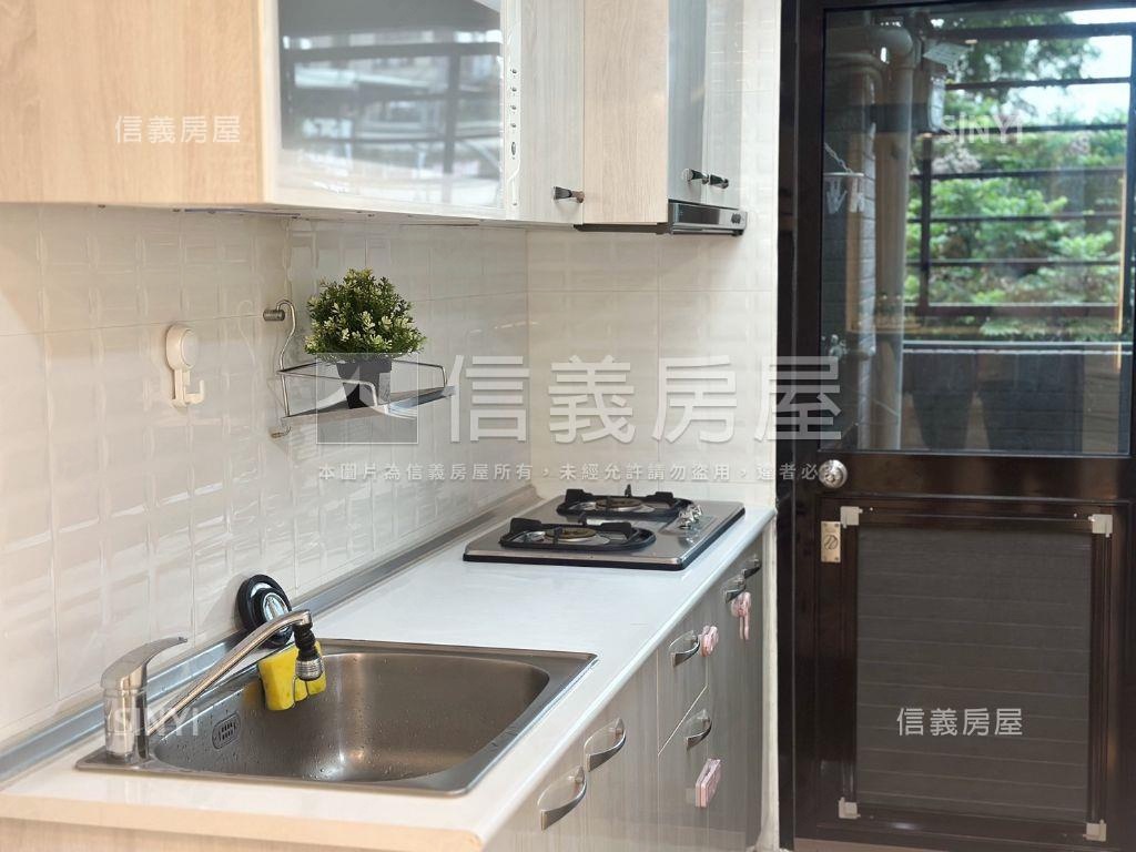 震後面樹梢精品兩房房屋室內格局與周邊環境
