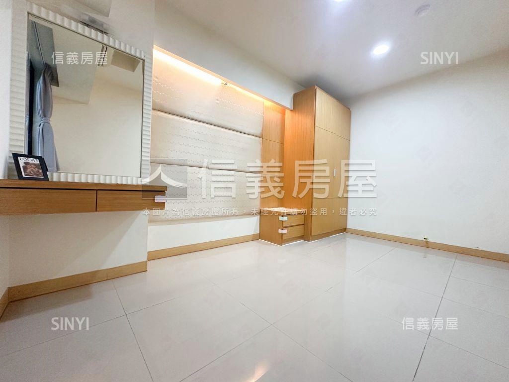 震後面樹梢精品兩房房屋室內格局與周邊環境