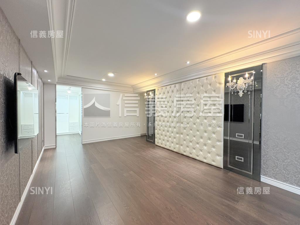 國泰一品時尚美邸房屋室內格局與周邊環境