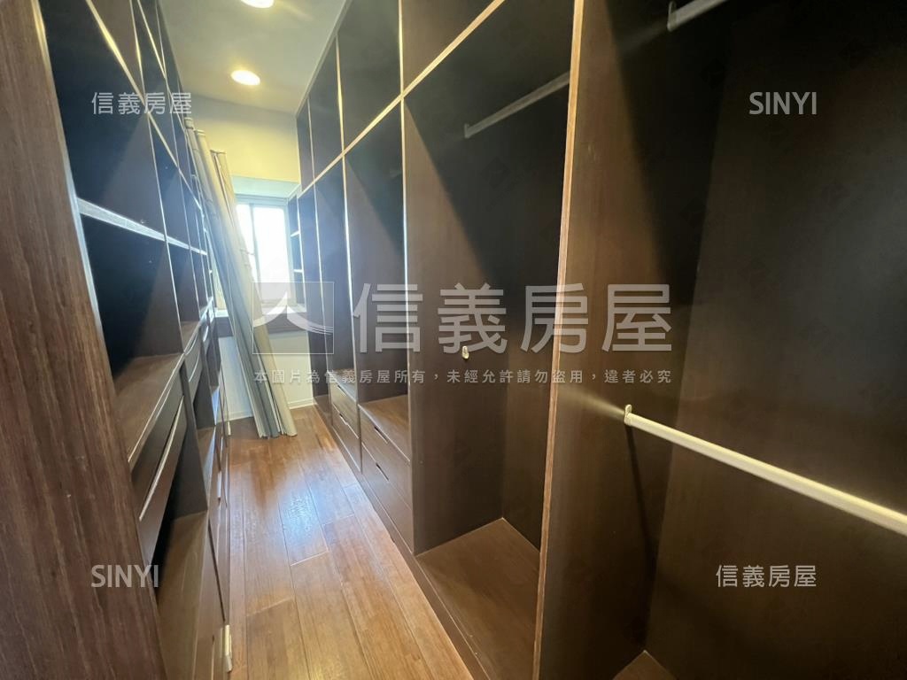 高樓三房面１０１大車位房屋室內格局與周邊環境