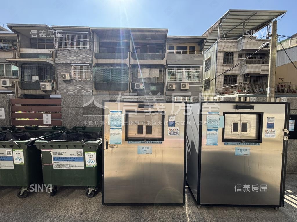 鳳揚高樓景觀三房車位房屋室內格局與周邊環境