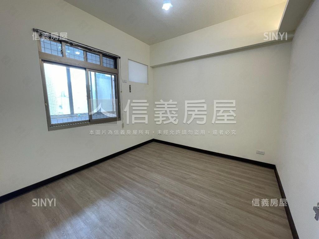 太子新象三房車位房屋室內格局與周邊環境