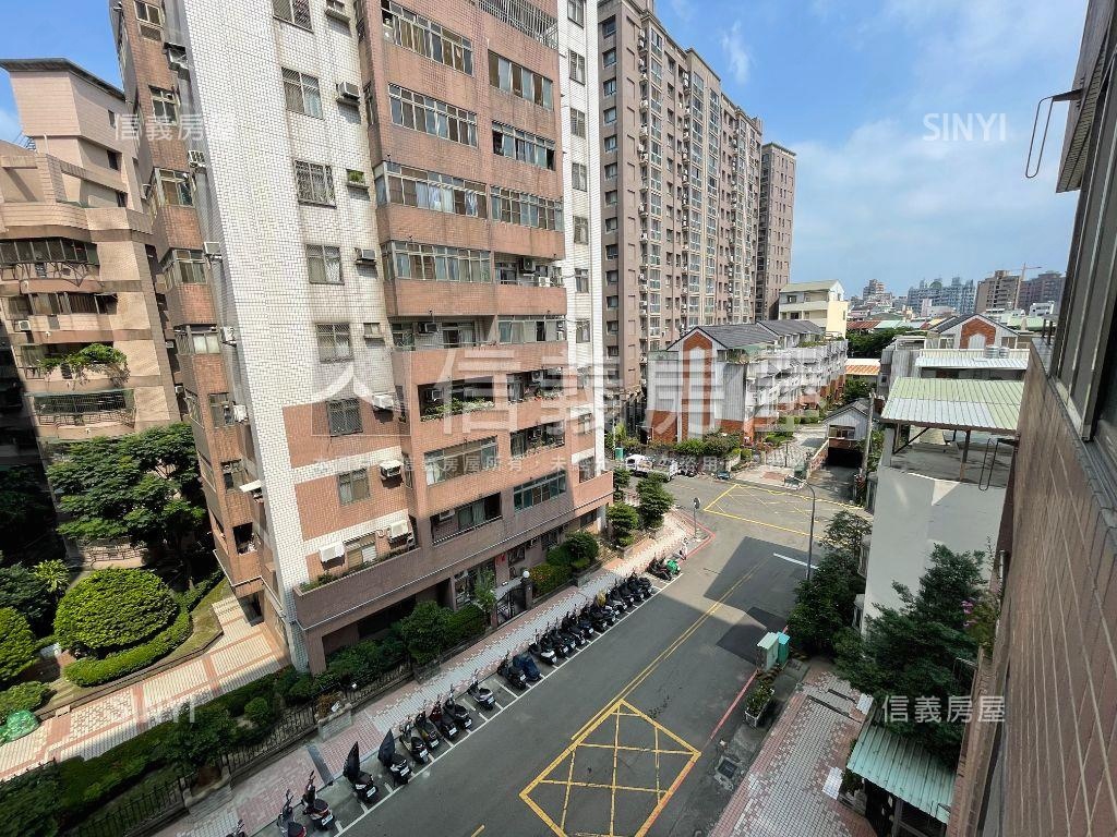 太子新象三房車位房屋室內格局與周邊環境