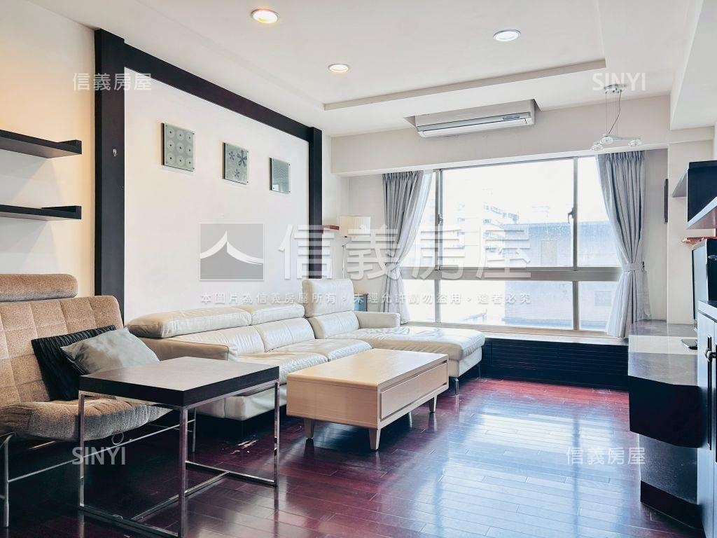 專任藝文竹城箱根三房車位房屋室內格局與周邊環境