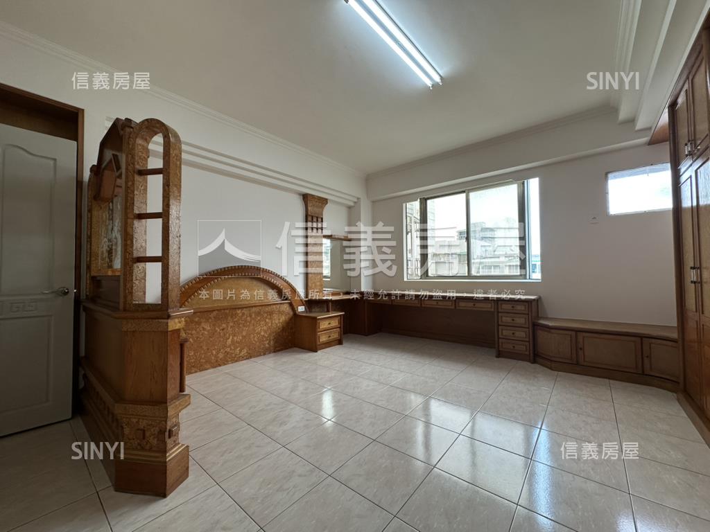 安平屋況好大三房平車房屋室內格局與周邊環境