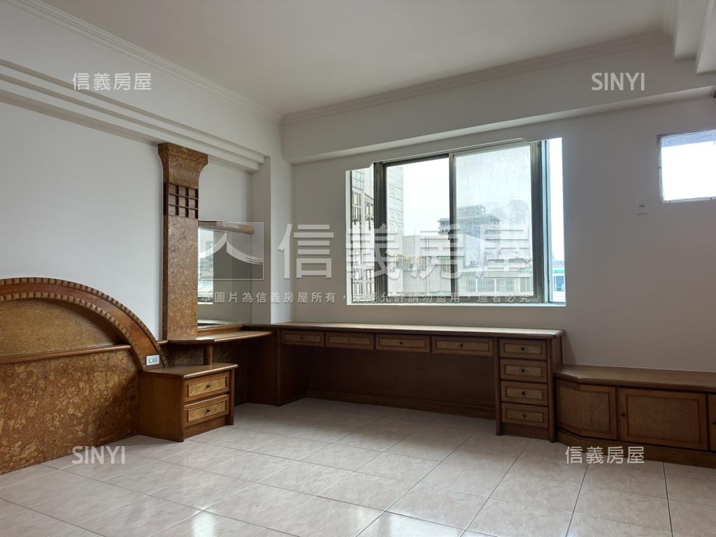 安平屋況好大三房平車房屋室內格局與周邊環境