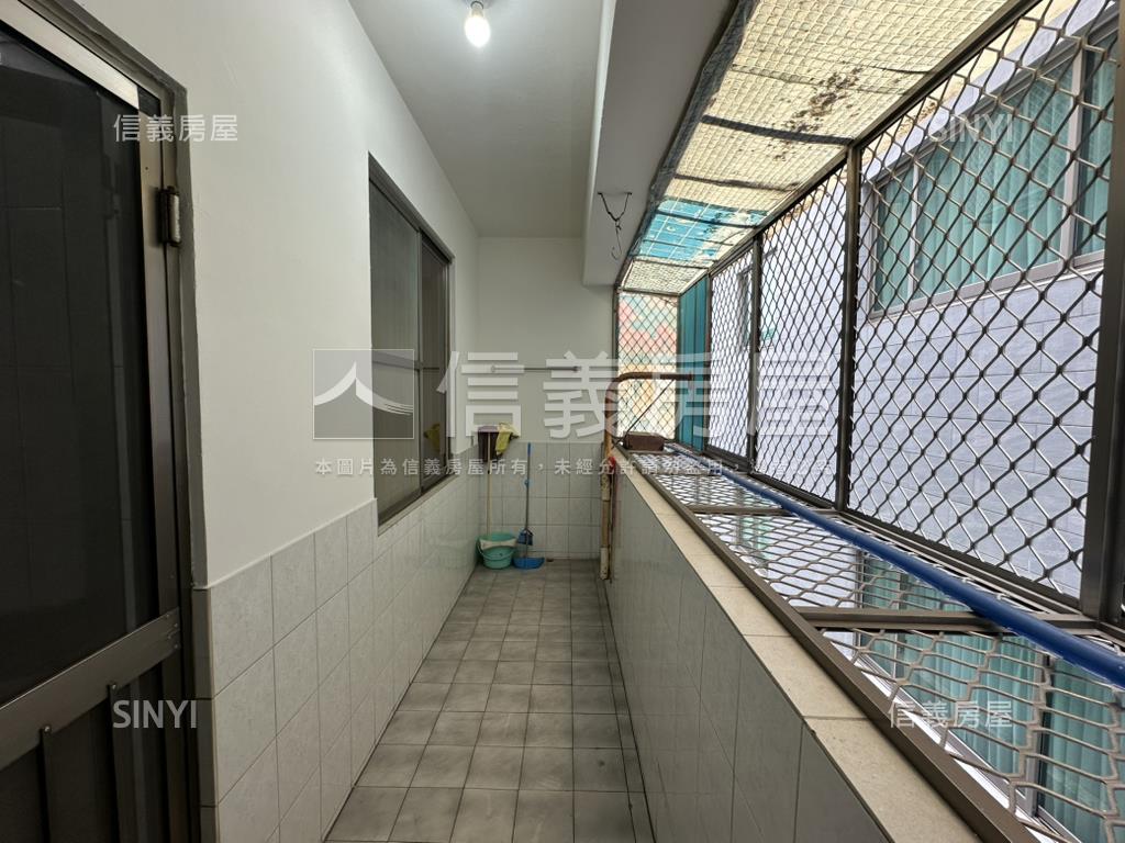 安平屋況好大三房平車房屋室內格局與周邊環境