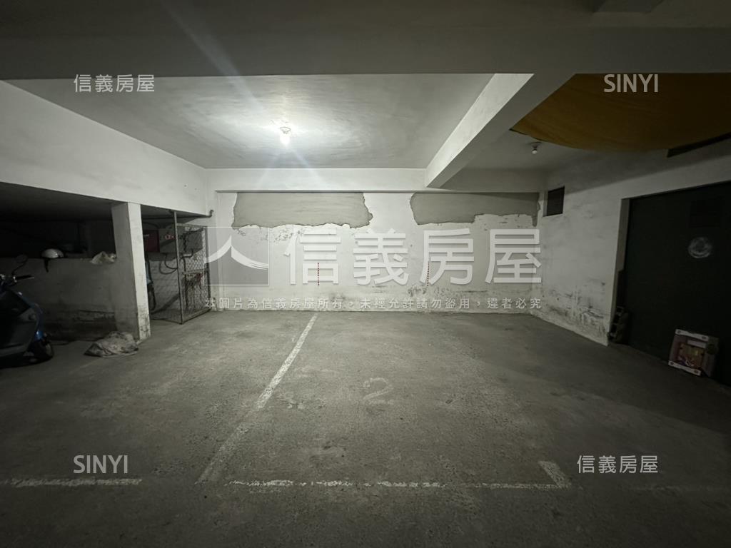 安平屋況好大三房平車房屋室內格局與周邊環境