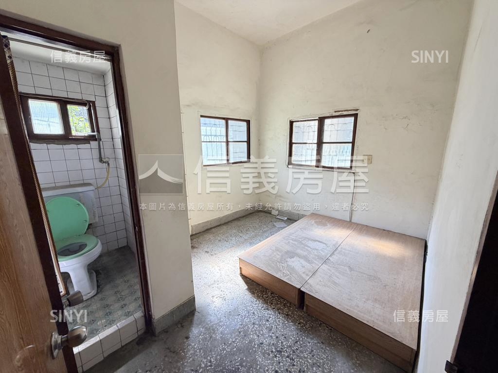 新化高工旁臨１０米路透天房屋室內格局與周邊環境