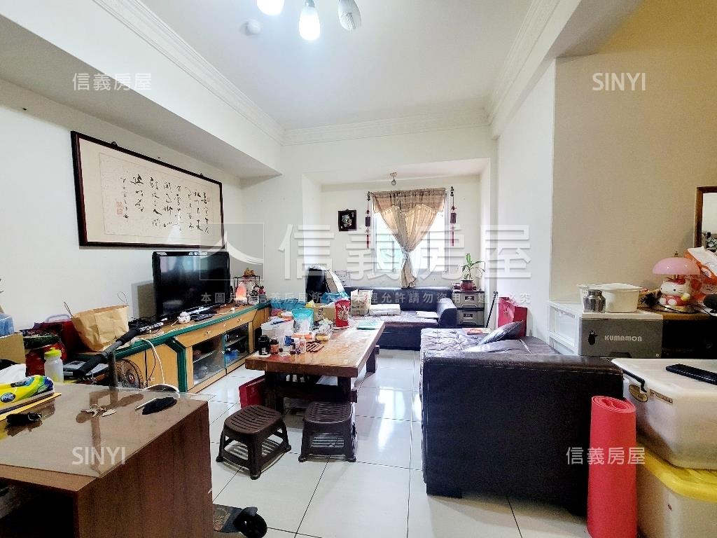 啟昇貴築三房附平面車位房屋室內格局與周邊環境