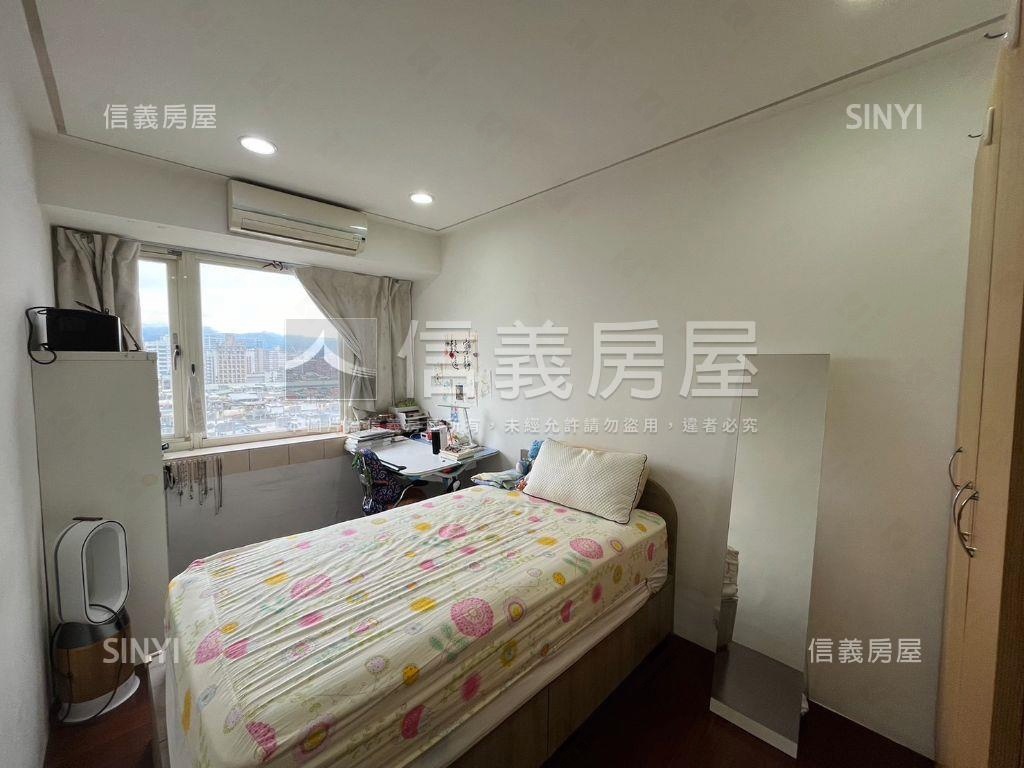 正義頂景｜輕奢層峰宅房屋室內格局與周邊環境