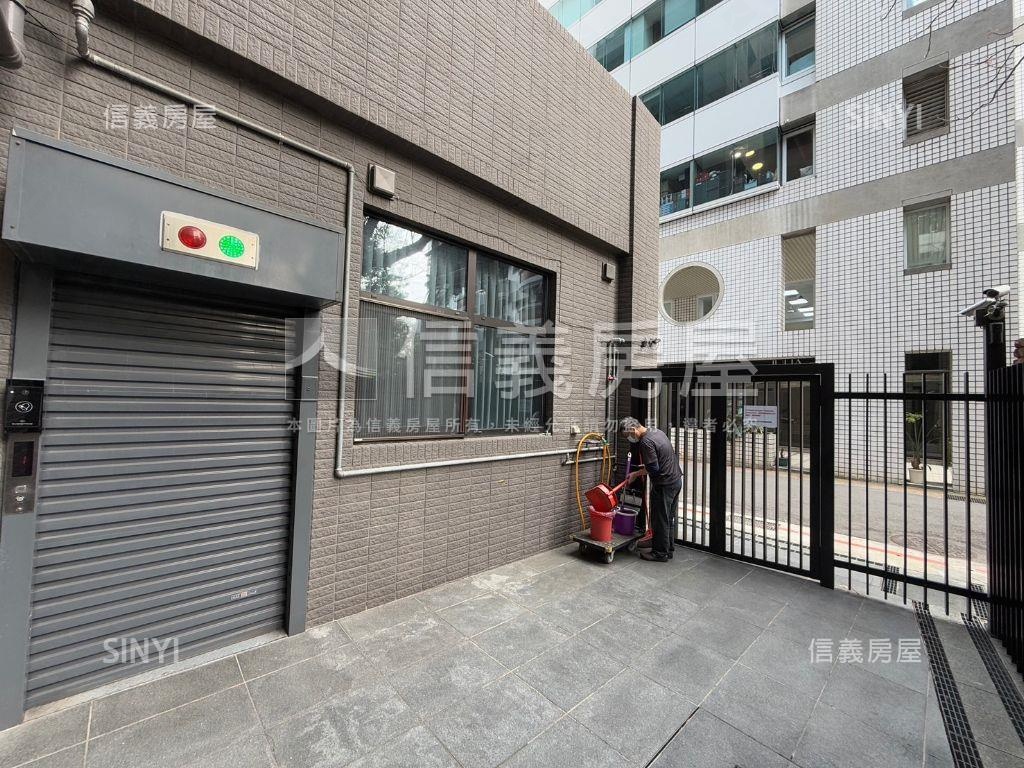 廣宇雋朗露臺戶尊榮豪邸房屋室內格局與周邊環境