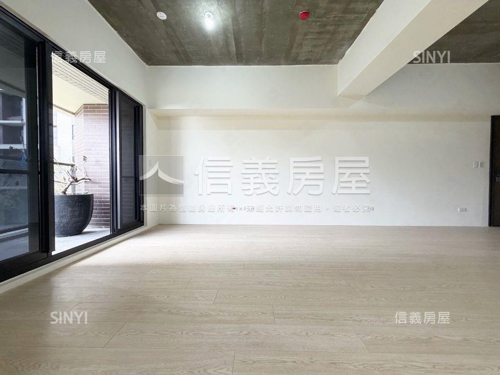 國泰三改二雙車最優價房屋室內格局與周邊環境