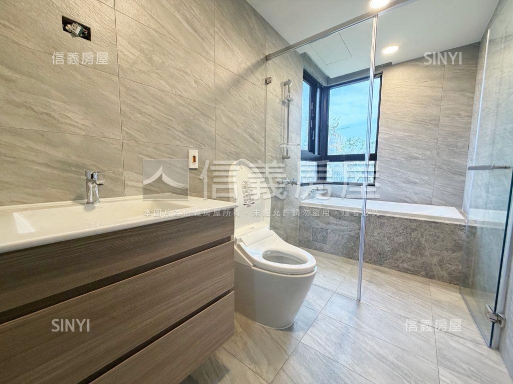 國泰三改二雙車最優價房屋室內格局與周邊環境