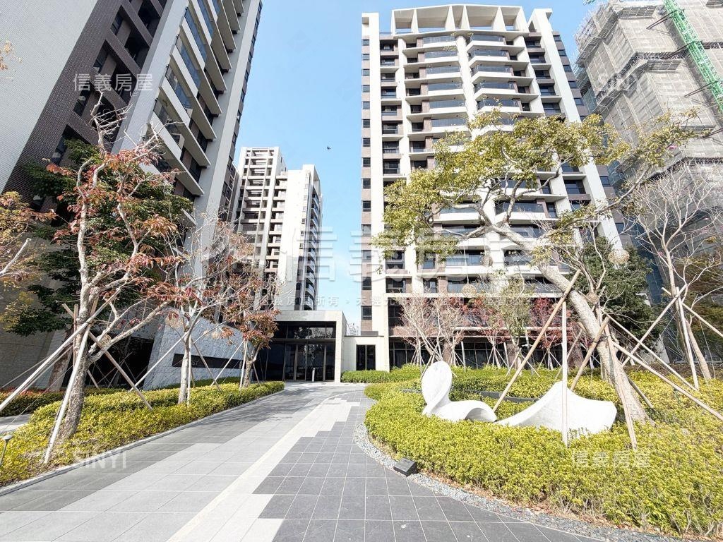 國泰三改二雙車最優價房屋室內格局與周邊環境