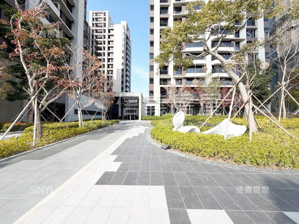 國泰三改二雙車最優價房屋室內格局與周邊環境