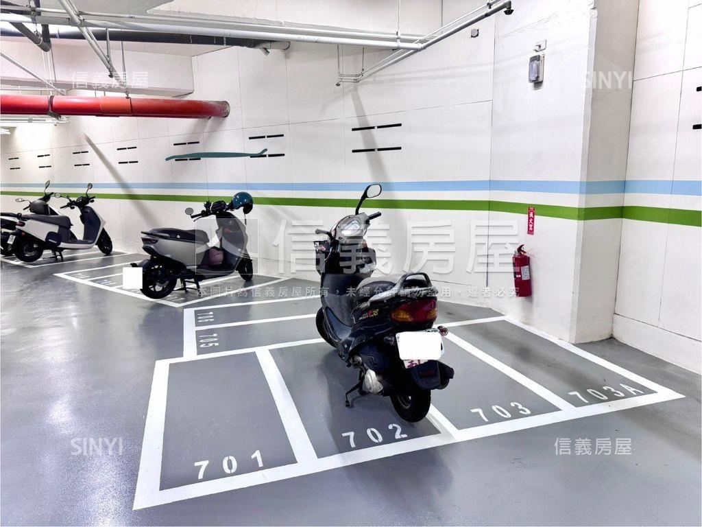 郡都當代質感兩房車位房屋室內格局與周邊環境