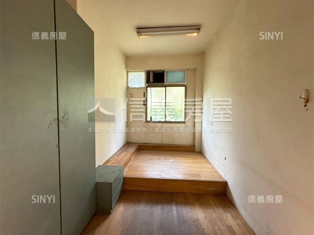 寶山鄉寶新路透天房屋室內格局與周邊環境