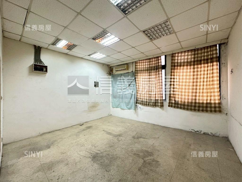 寶山鄉寶新路透天房屋室內格局與周邊環境