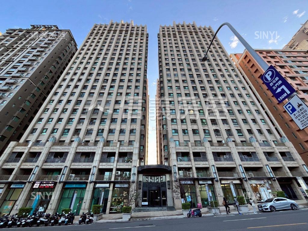 富宇新杜拜高樓兩房房屋室內格局與周邊環境