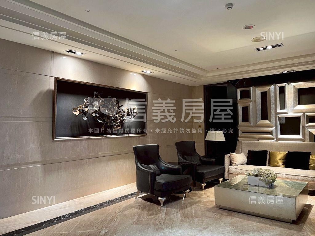 富宇新杜拜高樓兩房房屋室內格局與周邊環境