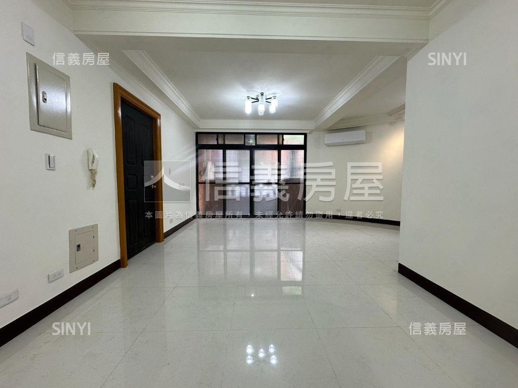 新埔。邊間採光公寓２樓房屋室內格局與周邊環境