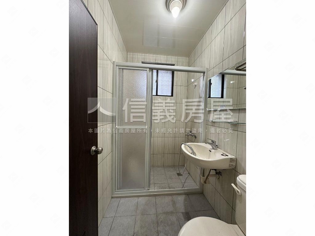 新埔。邊間採光公寓２樓房屋室內格局與周邊環境