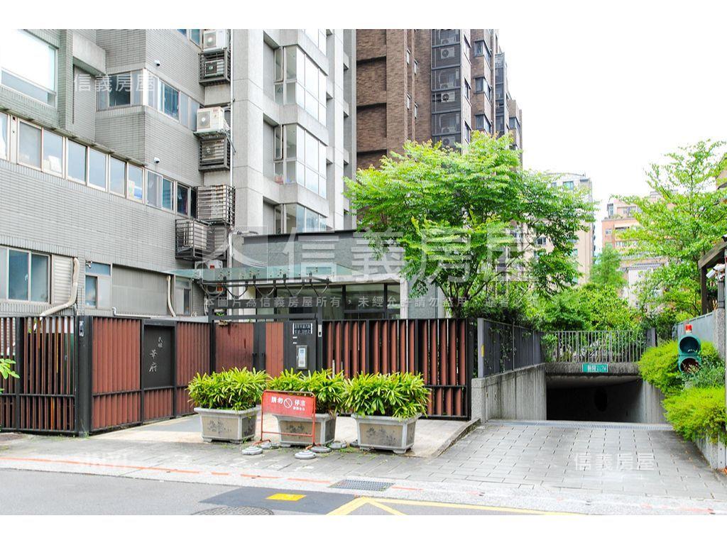 三總華府優質金店房屋室內格局與周邊環境