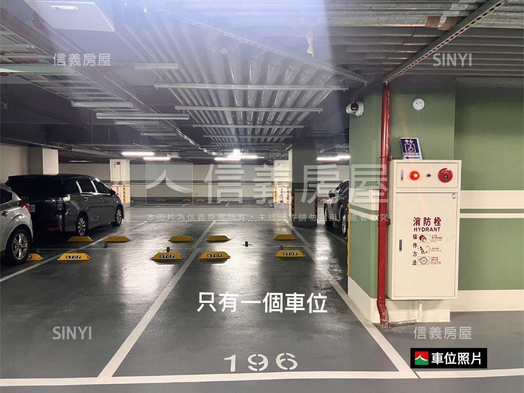 新接Ａ１０捷運三房車位房屋室內格局與周邊環境