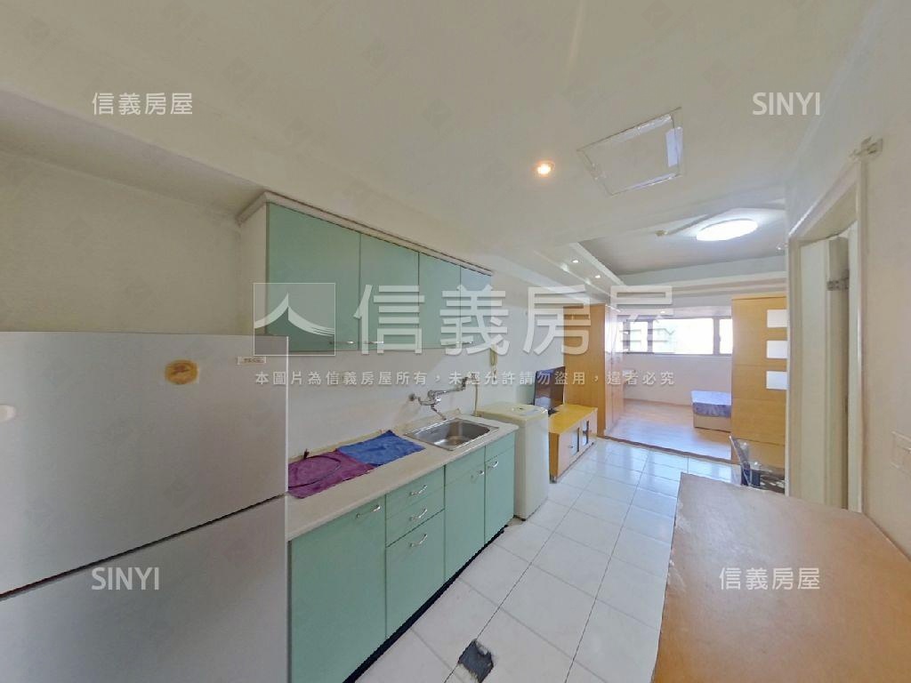 正市區近火車站採光大套房房屋室內格局與周邊環境